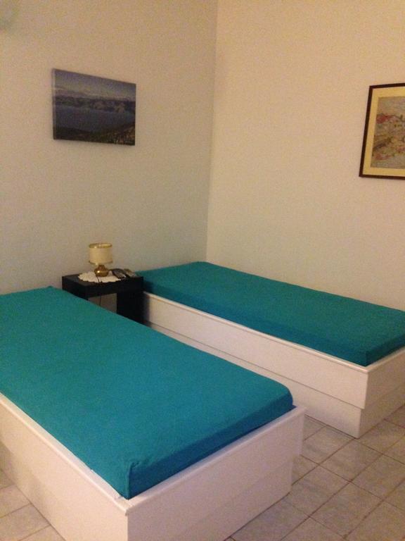 Guest House Alek วรอสกา ห้อง รูปภาพ